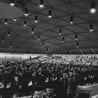 Students and faculty at 1972 Commencement in the Field House dome.